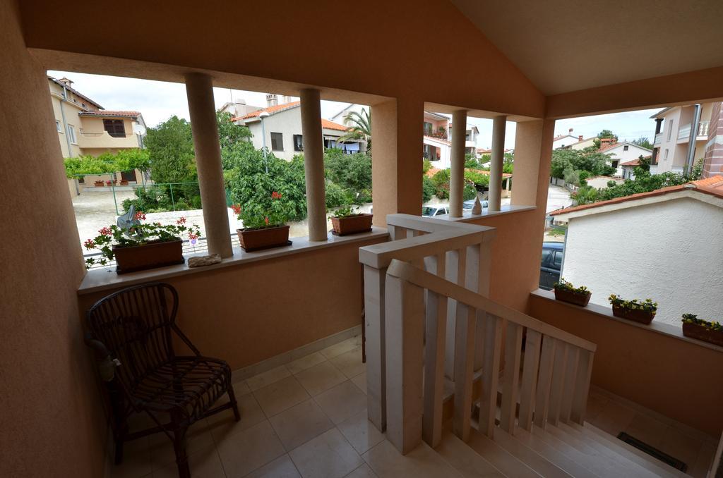Apartments Villa Bartol Pula Buitenkant foto